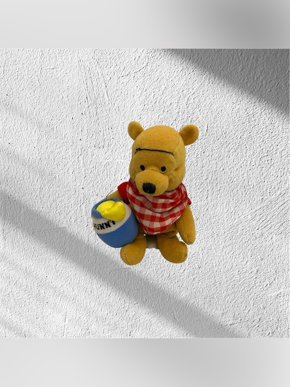 Disney Store Picnic Winnie The Pooh Mini Bean Bag Plush Doll Stuffed